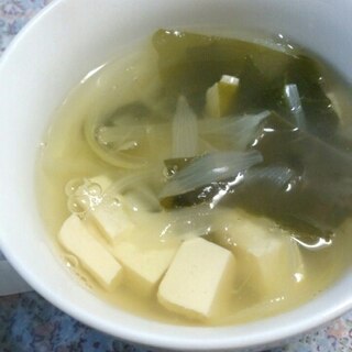 豆腐とわかめの和風中華スープ